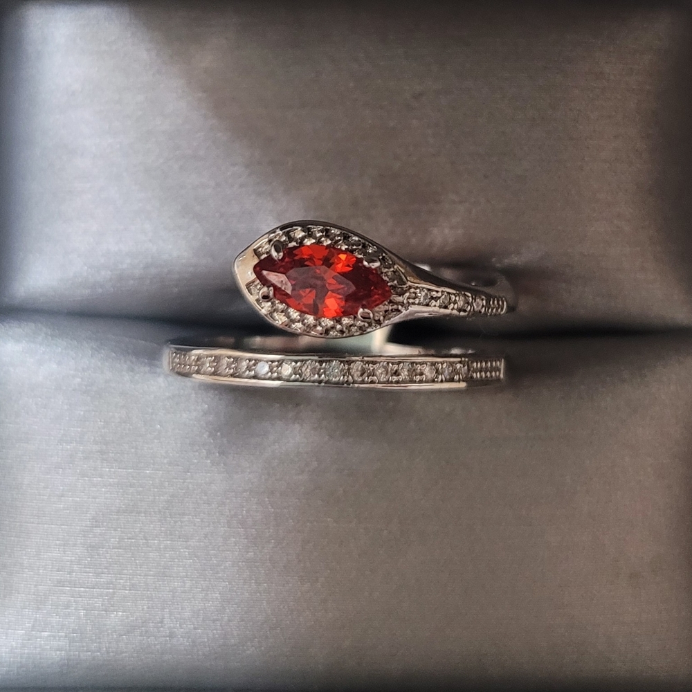 Fragrant Jewels Scandalous Ring